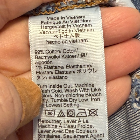 J. Crew Wide Leg Crop Jeans with all day stretch & trendy Raw Hem NWT 30P - Picture 4 of 8